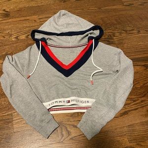 Tommy Hilfiger super cropped grey hoodie